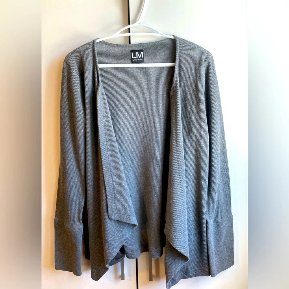 LM Lounge Cardigan - Picture 1 of 3